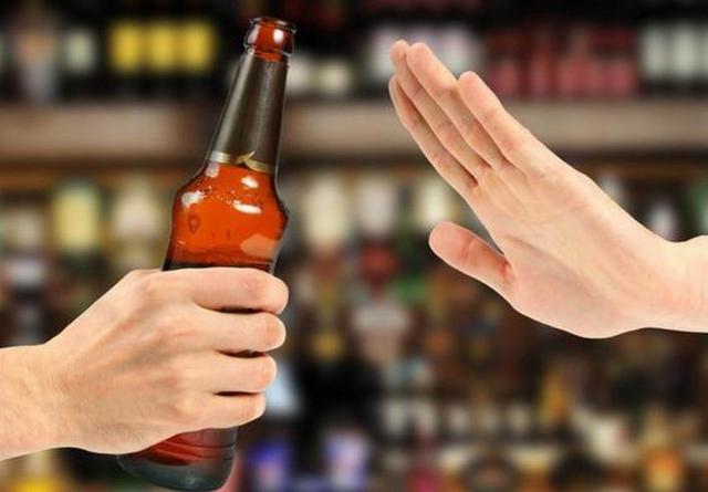 血压高的人,就要"滴酒不沾"?医生说出实话,或许与你想的不同