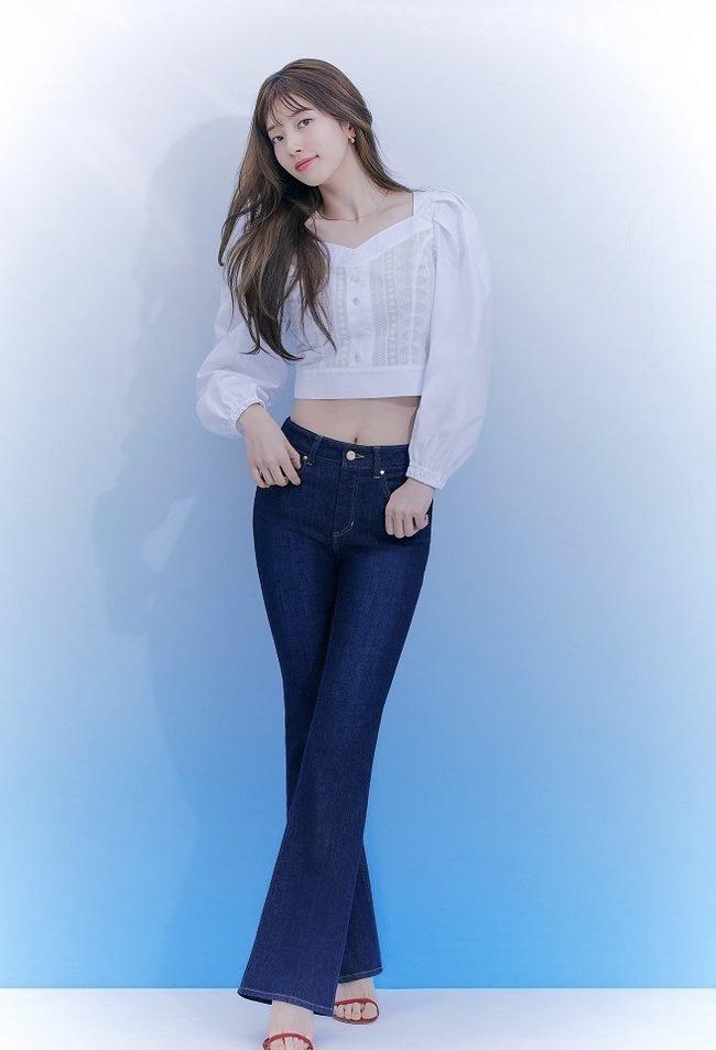 裴秀智最新画报释出演绎春夏清爽系列是甜美元气女神没错了