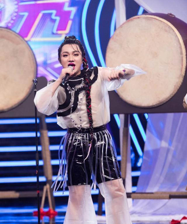 神还原王祖蓝模仿阿朵扯谎哥造型网惊呼确定不是本人吗