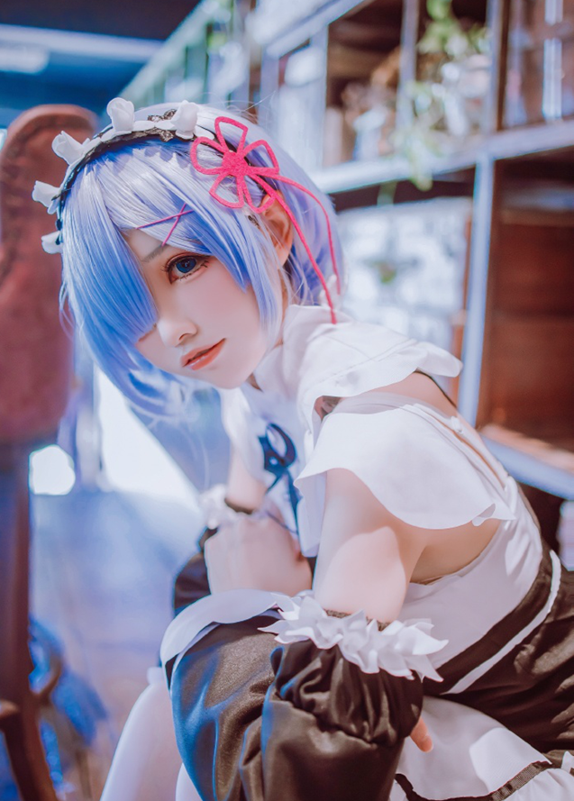 cos圈又出蕾姆cos看到最后一张三连图漫迷直呼老婆