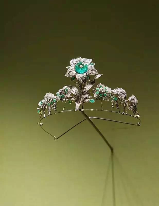 欧洲皇室珍藏的惊艳王冠,造型独特有韵味,每一顶都美得令人窒息