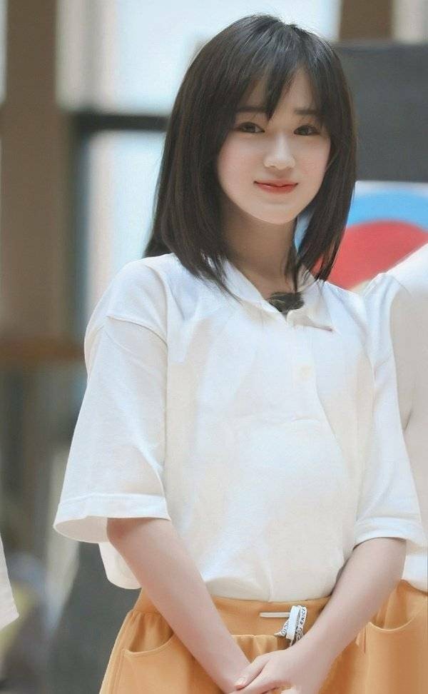 宋亚轩手机图片百变宋亚轩喜欢的样子他都有男扮女装太可了