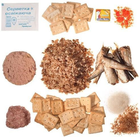 俄罗斯 陆军士兵军粮奶油马铃薯炖鳕鱼,燕麦饼干,葡萄干,能量饮料