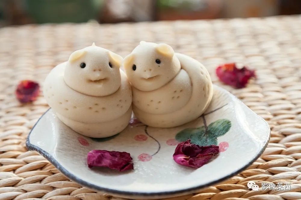 一个活灵活现的圣虫又诞生了!图文,面食制作:娟子