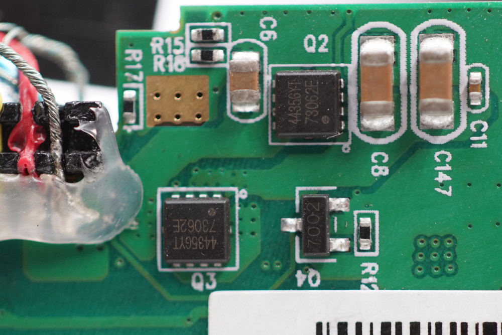 eeco四合一多功能扩展坞拆解，内置威盛VL813-Q7集线器芯片_腾讯新闻