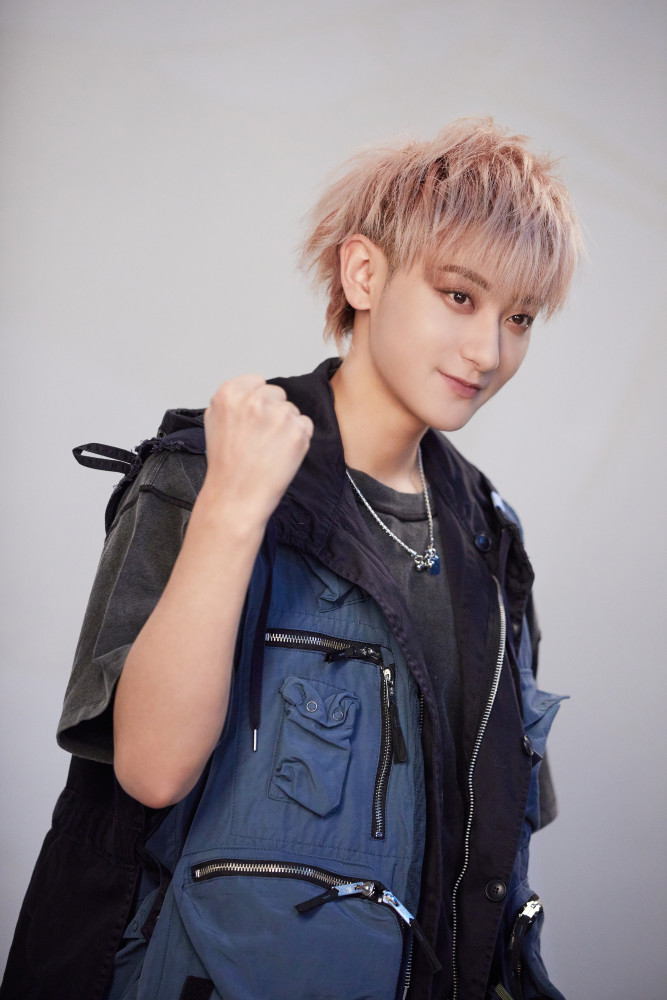 黄子韬黄子韬