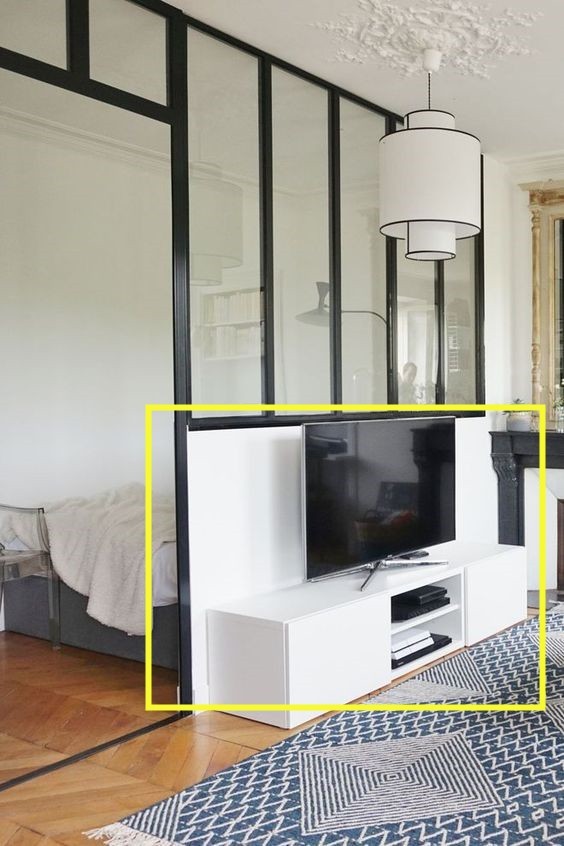 看看人家的卧室,利用玻璃隔断做组合式布局,多出5大功能区真爽