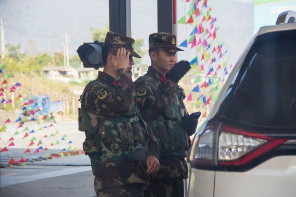 怒江之行并无攻略 一切随缘 走到哪看到哪 没想到竟误入百花岭 腾讯新闻