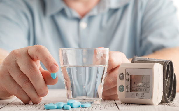 长期吃降压药如何保证安全 5类常用药禁忌和注意事项 一文汇总 今日热点