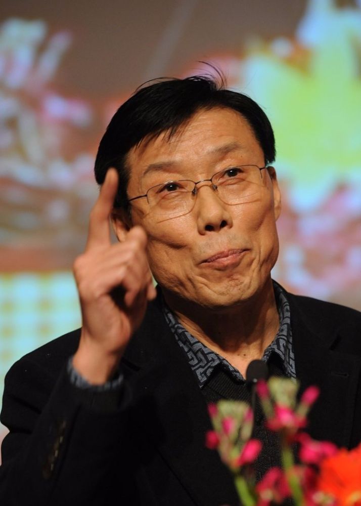 前人民日报编辑马立诚叫嚣日本不必向中国谢罪国人揍他