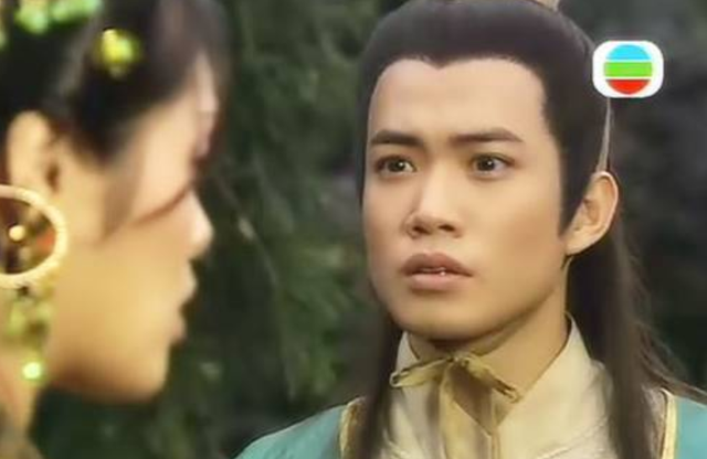 tvb实力演员敖嘉年今送外卖:时代抛弃我的时候,一声再见都没说