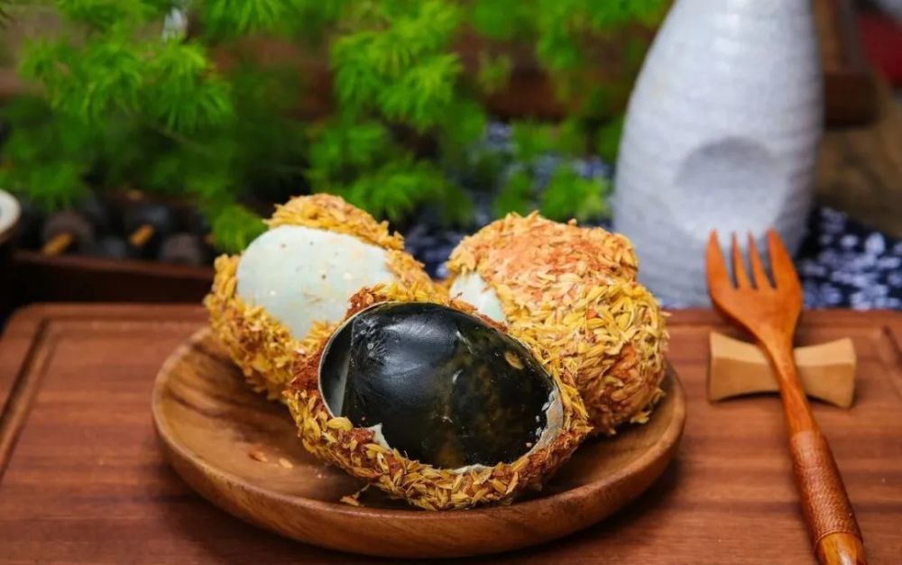 看了网剧赘婿里的凉拌皮蛋馋得我做了一个味道香糯可口