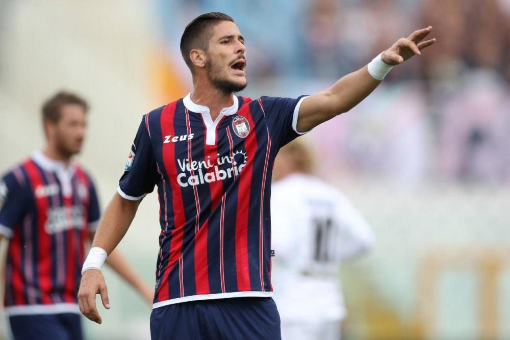 意甲尤文图斯主场有望终止连败克罗托内状态低迷难有作为