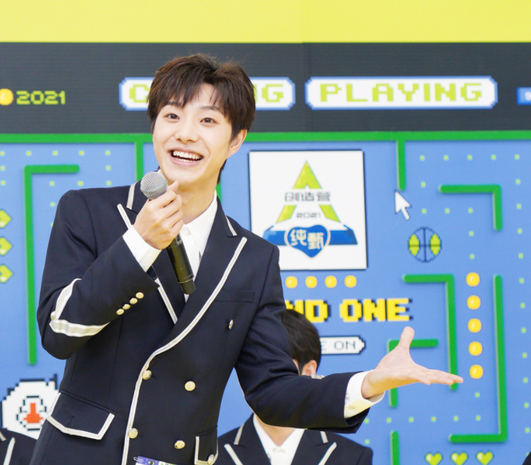 张欣尧喜剧人实锤创4直播间模仿韩美娟得到本尊的认可