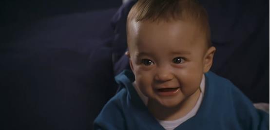 还记得宝贝计划成龙偷来的孩子吗没进娱乐圈的他如今长这样