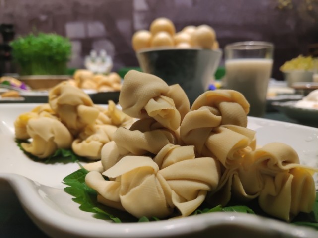 老相食小厨房春笋百叶结