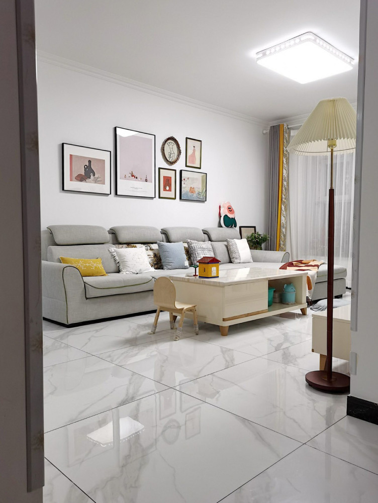 这才是真正的极简风装修,全屋不做吊顶,一家人生活真幸福!