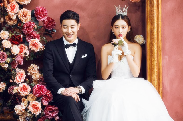 婚纱照p图后前后差距太大看不出本人的照片真的有意义吗