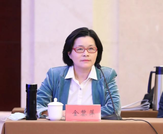 长叶伟忠出席会议并作表态发言,党组副书记,常务副检察长黄贤宏参加