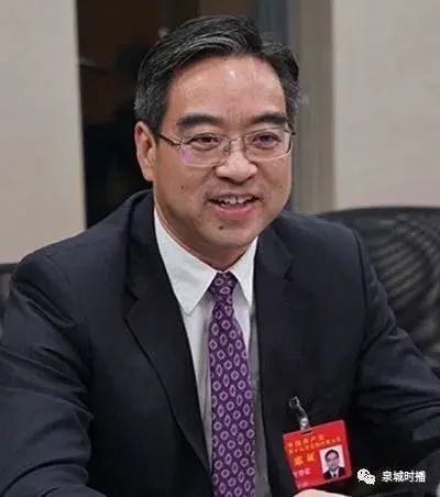 人大常委会第二十六次会议决定任命:傅明先,曾赞荣同志为山东省副省长