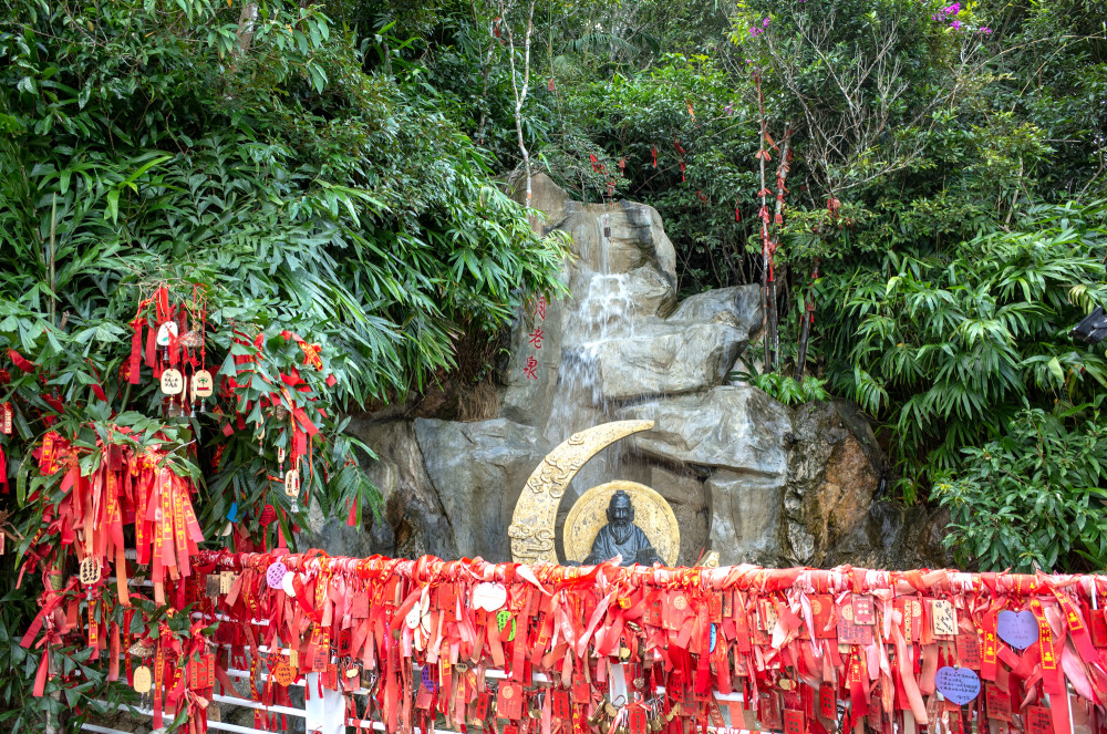 你到三亚旅游时，有没有去过或听说过三亚的“凤凰岭海誓山盟景区”？