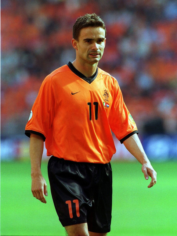 世界足坛十大伟大号码11号