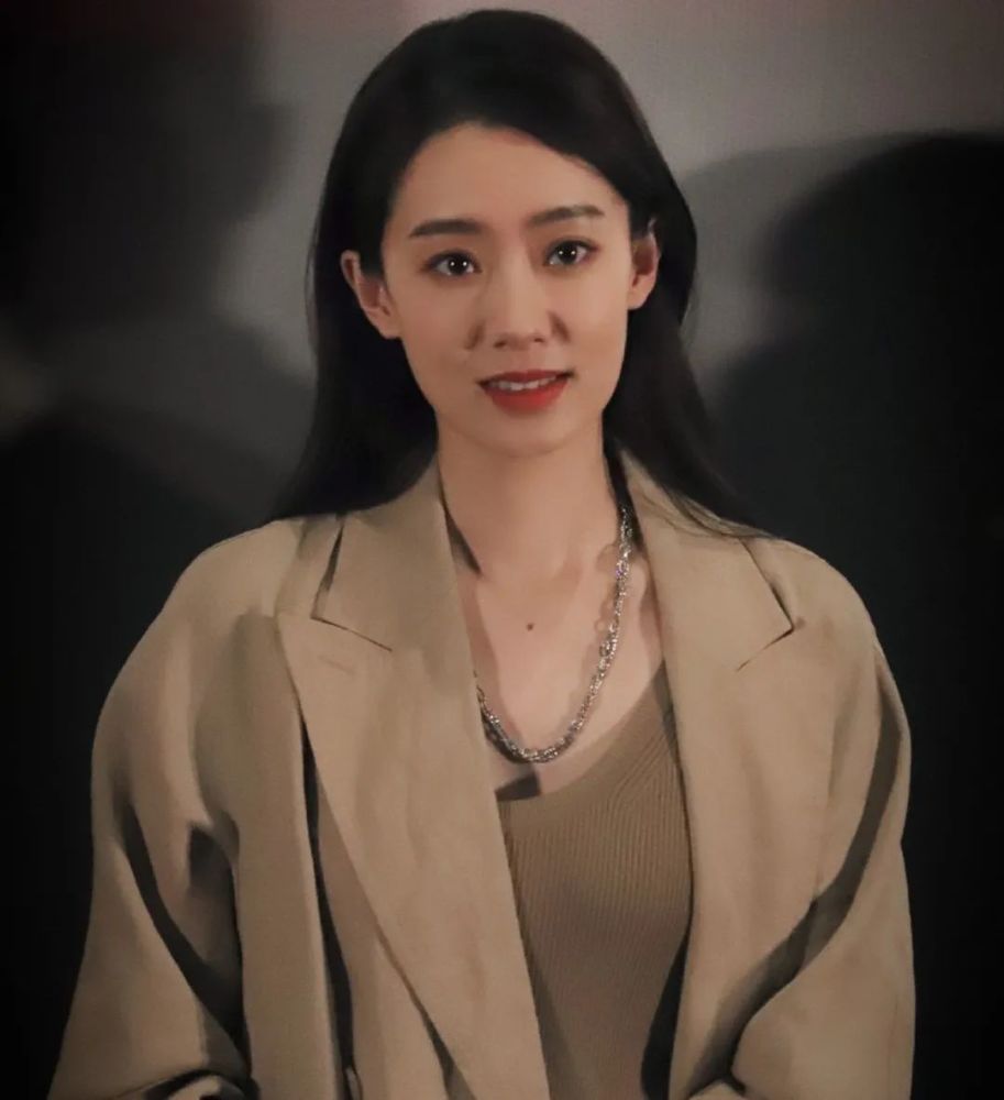 《你好,李焕英》张小斐走红了,也别忘了她的"死对头"韩云云