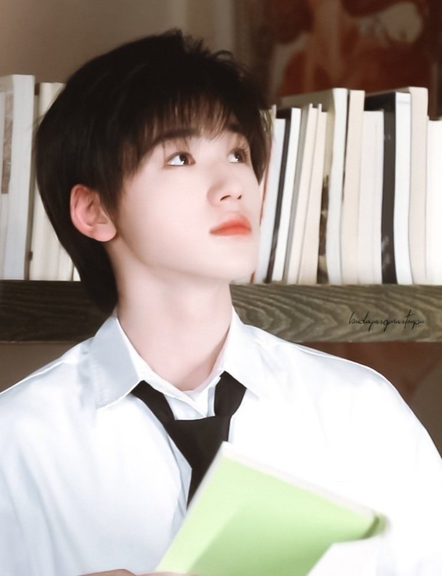 宋亚轩头像壁纸,宋亚轩一直会是宋亚轩