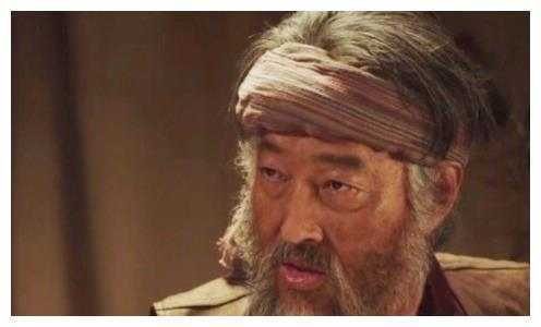 终极笔记盘马老爹杀了巴乃考古队员反而帮了大忙视为盗墓故事导火线