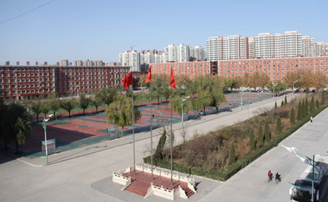 验收评估河北8高校成省级示范祝贺