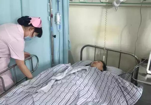 脑梗|一家三口相继脑梗，与烟酒无关，医生：只因炒菜爱放一种“东西”