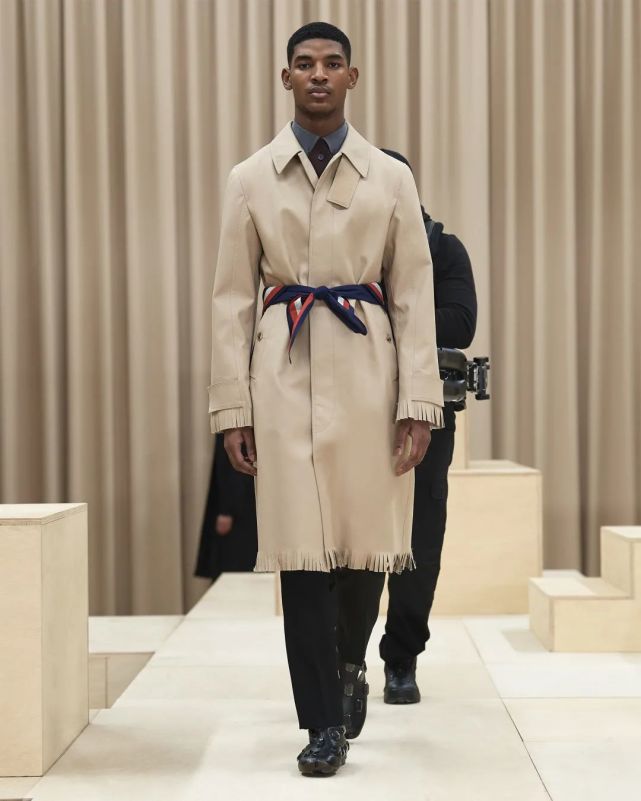 伦敦时装周burberry 2021秋冬时装秀