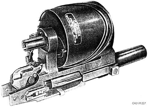 xm79榴弹发射器,枪管上方的是凸轮鼓m75采用链式供弹,在m5和m28系统上