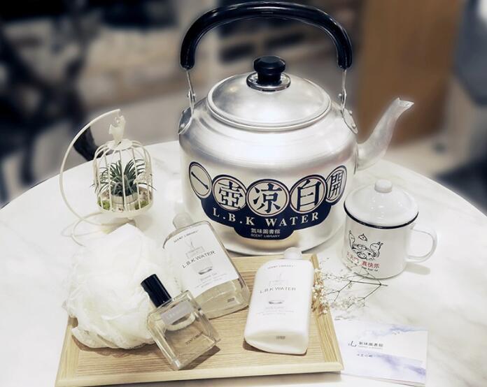 秒火凉白开单月卖出40万瓶气味图书馆做到国货香水第一