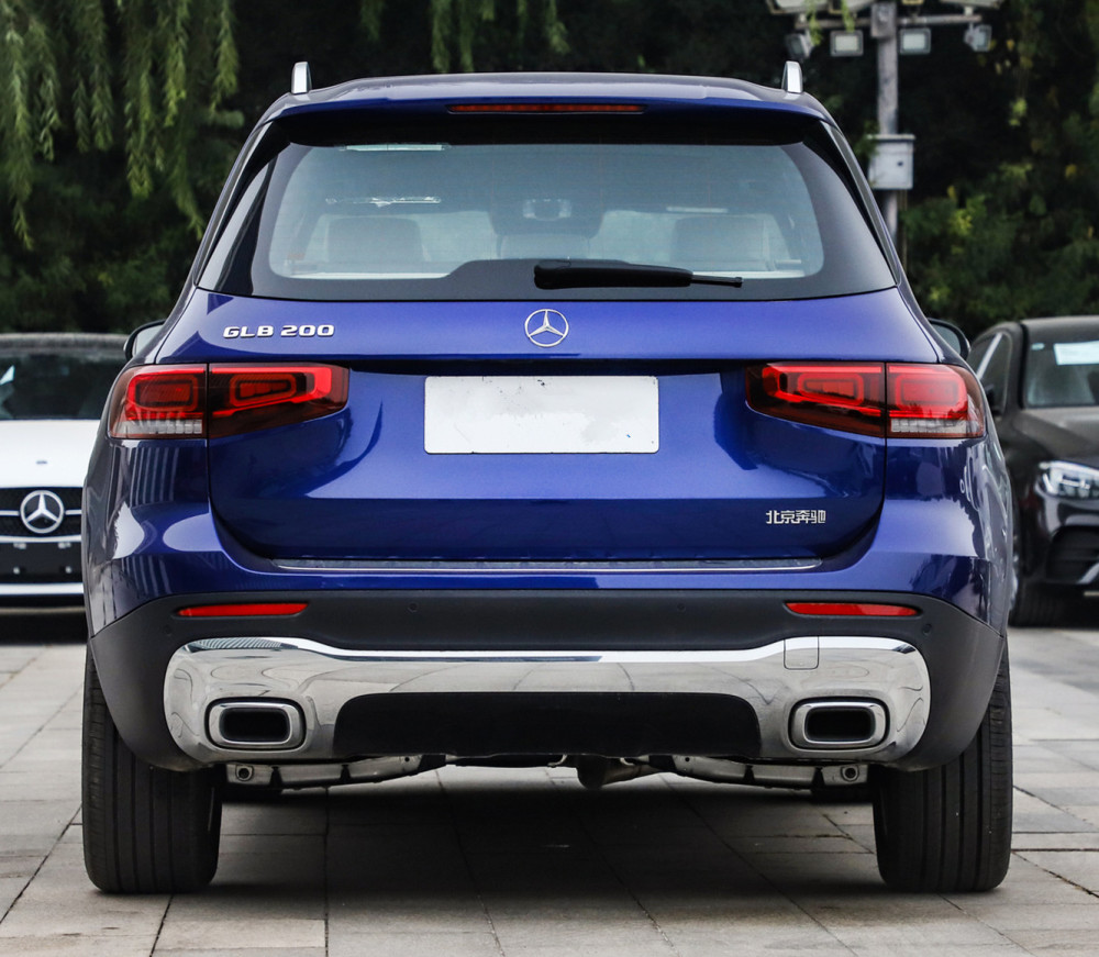 喜提奔驰glb,落地价格32.6万元,值不值?