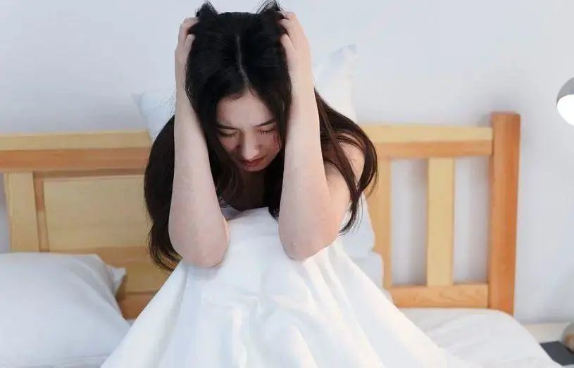 乳腺增生|春季，乳腺增生高发，忌一事，饮二水，做三控，消痈散结，更健康