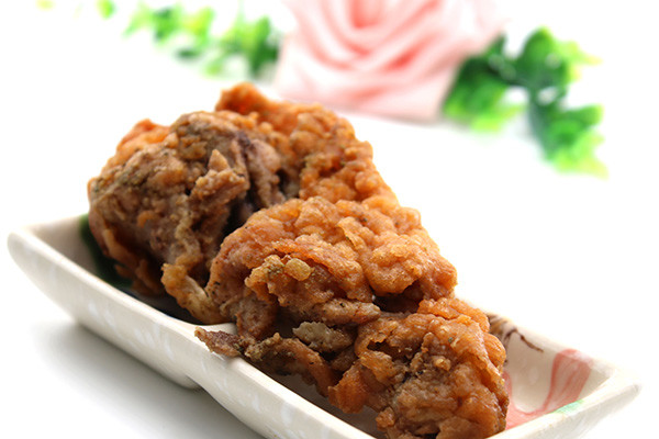 甲状腺结节|查出甲状腺结节，别担心，尽早将3物拉入黑名单，结节会慢慢变小