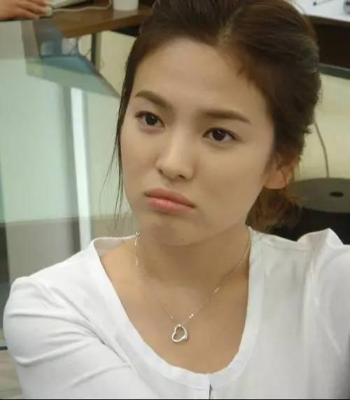 39岁宋慧乔新写真颜值回春,走出离婚阴影,重返20岁?