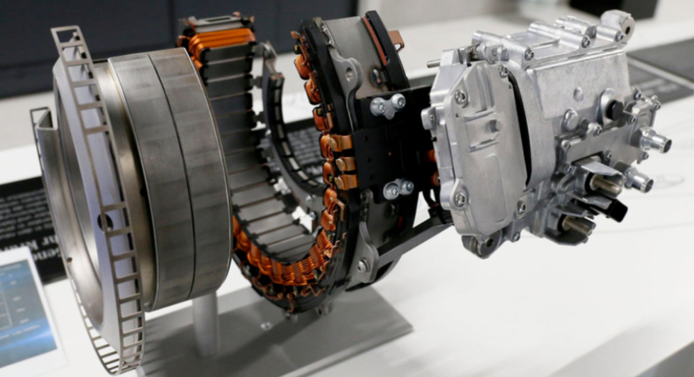 isg驱动电机而我们查阅资料发现,全新的m254发动机相较m264升级改变