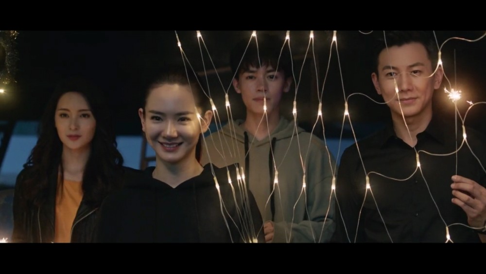 你好安怡李遥是人还是芯机人原来他已脑死亡换了电子脑