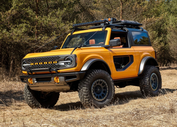 最纯粹的福特越野车bronco两门版别具一格造型简陋