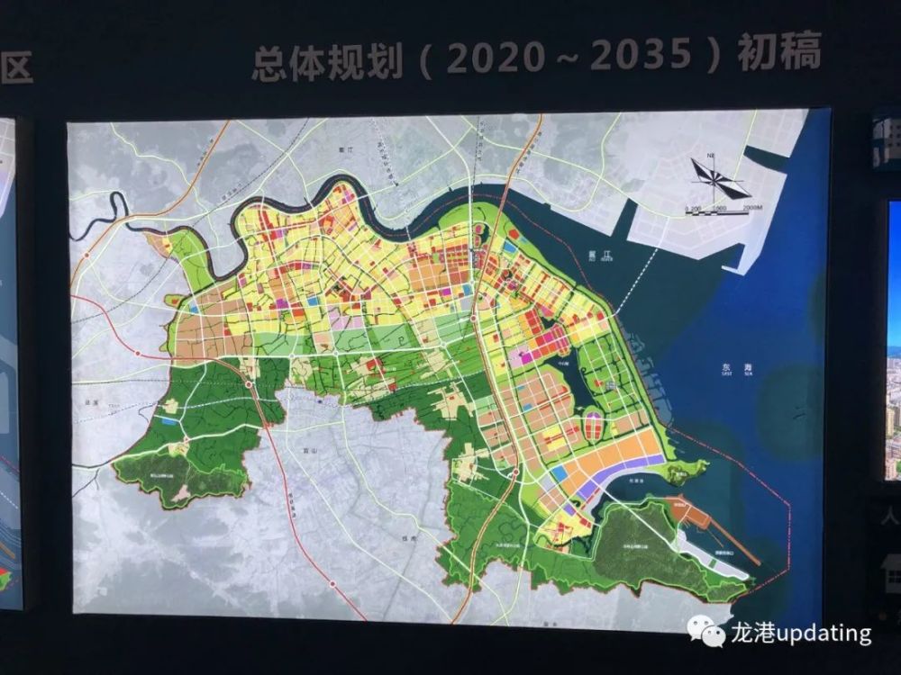 采用的图片位于龙港规划展示馆,标识为龙港市总体规划(2020-2035)初稿