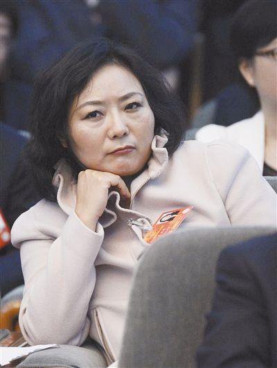 中国最富有包租婆,1天收租700万,离婚后直接甩给前夫200亿历史