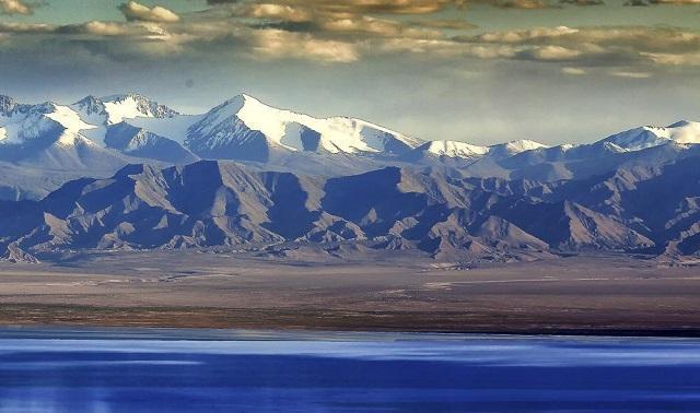 昆仑山脉|昆仑山被拍到有人“渡劫飞升”的照片？科学家给出专业解释