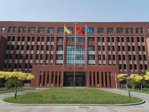 他們包括天津理工大學,天津科技大學,中國民航大學,天津城建大學,天津