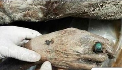 养尸人真的存在吗养尸地尸体为何千年不腐