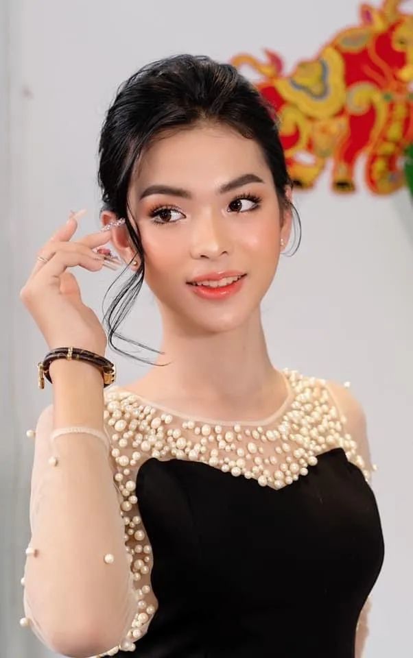 柬埔寨这位美女是变性人吗?网友:太美了,很难相信!