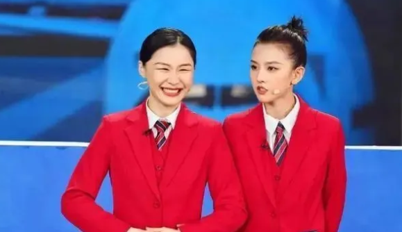 金靖上春晚一夜走红但谁还记得她被临时换掉的搭档刘胜瑛