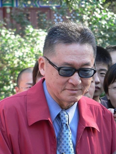 你已经是完全陷入了自我的疯狂状态,不配为中国人,不配为李敖的儿子