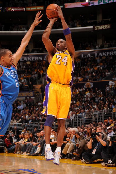 科比的后仰跳投是我们的青春